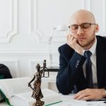 Профессиональная защита от взысканий через банкротство