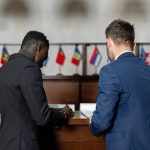 Подача заявления на банкротство при снижении дохода